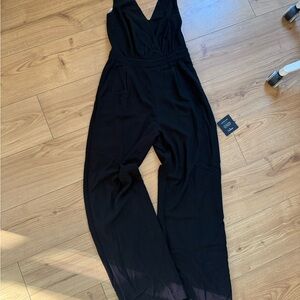 Lulu's Black V-Neck Wide-Leg Jumpsuit